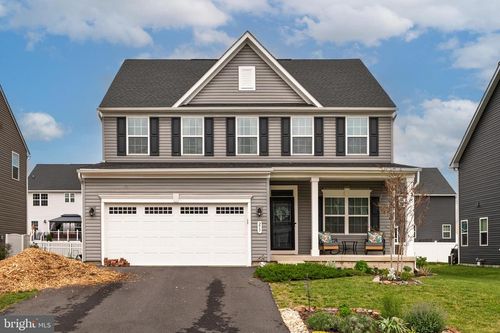 217 Machias Cir, MARTINSBURG, WV, 25403-1794 | Card Image