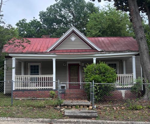 1113 Mark St, Raleigh, NC, 27601-2646 | Card Image