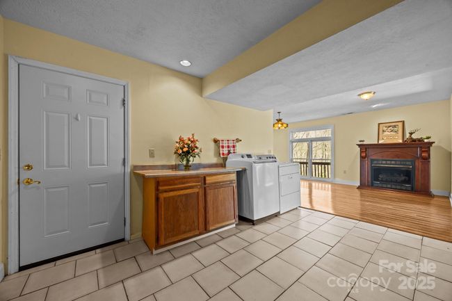 63 Chestnut Forest Rd, House other with 3 bedrooms, 3 bathrooms and null parking in Fairview NC | Image 34