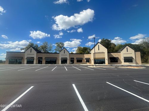 17 Colonnade Boulevard, Jackson, TN, 38305 | Card Image