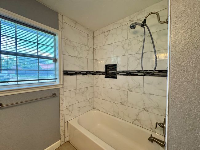 2009 Hickory Tree Rd, House other with 3 bedrooms, 2 bathrooms and null parking in Balch Springs TX | Image 16