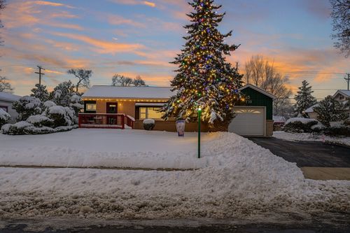 760 Cumberland St, Hoffman Estates, IL, 60169-1835 | Card Image