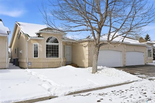 7-927 Heritage View, Saskatoon, SK, S7H5S2 | Card Image