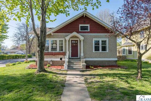 501 Nicollet Ave, North Mankato, MN, 56003-3840 | Card Image