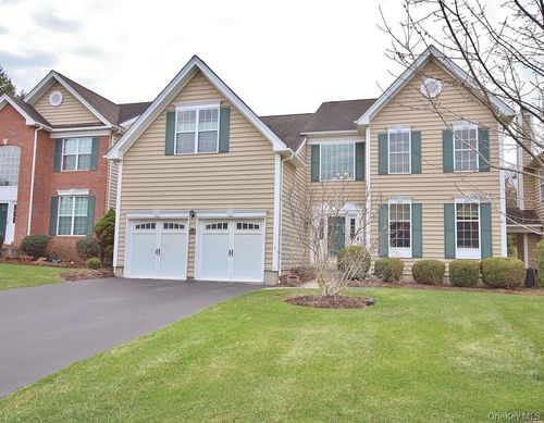 216 Roosevelt Drive, Fishkill, NY, 12524 | Card Image