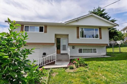 549 Weber St, Nanaimo, BC, V9R5S1 | Card Image