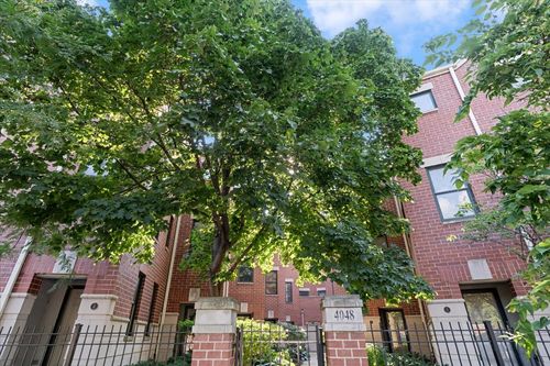 d-4048 N Clark St, Chicago, IL, 60613-1984 | Card Image