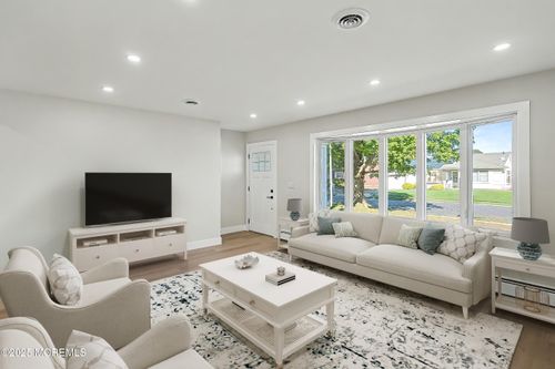 34 Westport Dr, Toms River, NJ, 08757-6355 | Card Image