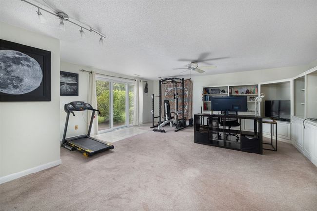 Walk-out basement | Image 34