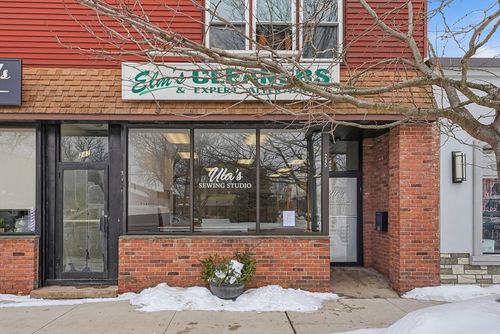 245 Elm St, West Springfield, MA, 01089-2727 | Card Image