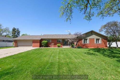 1716 W Louise St, Grand Island, NE, 68803-5909 | Card Image