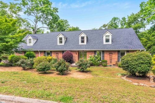 1 Dove Tree Rd, Greenville, SC, 29615-4423 | Card Image