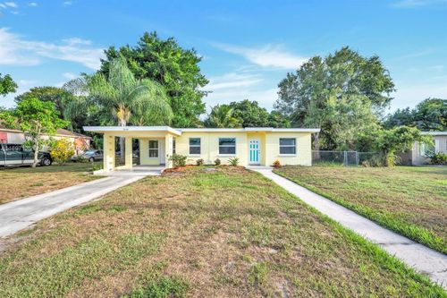 3205 Tennessee Avenue, Fort Pierce, FL, 34947 | Card Image