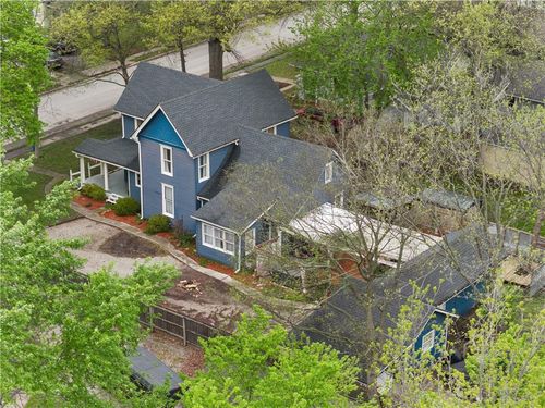 1009 S Independence St, Harrisonville, MO, 64701-2301 | Card Image