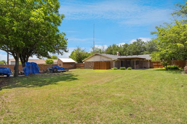 226 Hillcrest St, House other with 3 bedrooms, 2 bathrooms and null parking in Sanger TX | Image 22