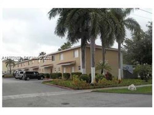 apt-13-8031 Nw 8th St, Miami, FL, 33126-2880 | Card Image