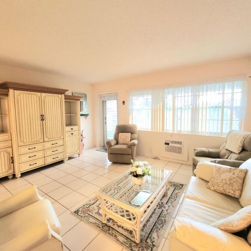 164 Sheffield G, West Palm Beach, FL, 33417-1521 | Card Image