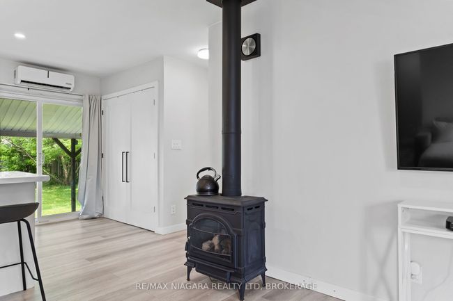 39 Pine St, House other with 2 bedrooms, 1 bathrooms and 2 parking in Port Colborne ON | Image 6