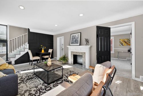 16727 Mansfield St, Detroit, MI, 48235-3634 | Card Image