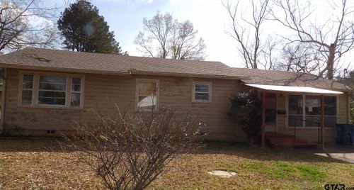 908 W Paschal St, Troup, TX, 75789-1724 | Card Image