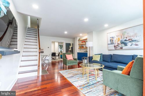 2528 Carpenter St, PHILADELPHIA, PA, 19146-3908 | Card Image