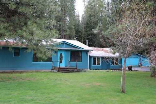 4851 Whittier Rd, Clayton, WA, 99110-9797 | Card Image