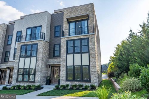 367 Horseshoe Trl, NEWTOWN SQUARE, PA, 19073-2346 | Card Image