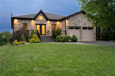 238 1 St Rd W, House other with 4 bedrooms, 4 bathrooms and 8 parking in Stoney Creek ON | Image 2