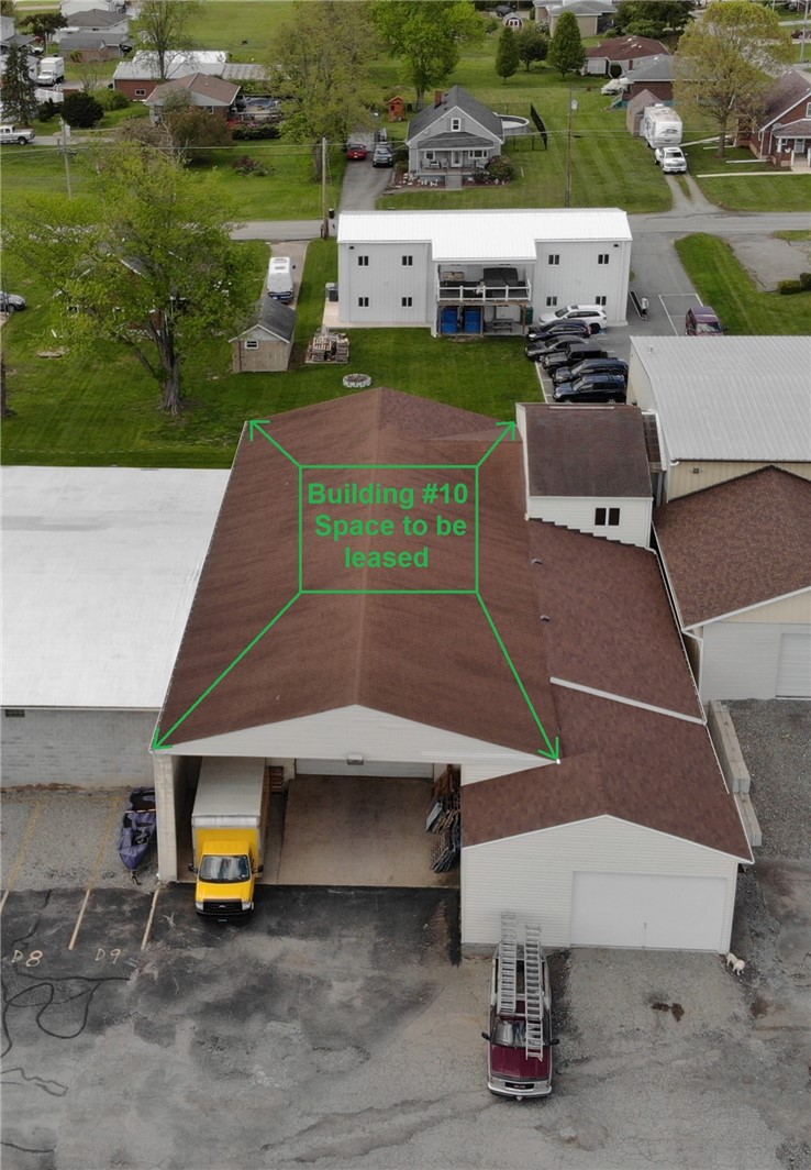 421 8Th Ave, Sutersville, PA 15083