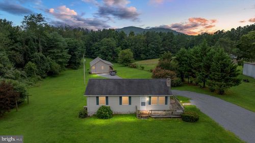 3528 Slate Mills Rd, Sperryville, VA, 22740-2407 | Card Image