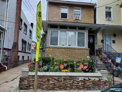 232 Wilkinson Ave, Jersey City, NJ, 07305-3405 | Card Image