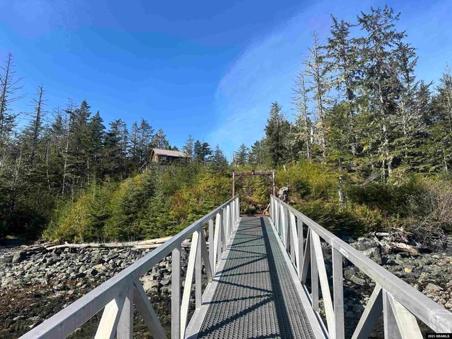 L16, 17, 20 B1 Middle Island, House other with 2 bedrooms, 1 bathrooms and null parking in Sitka AK | Image 34