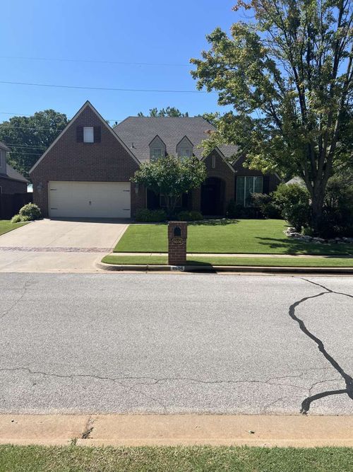 8606 E 110th Ct, Tulsa, OK, 74133-7210 | Card Image
