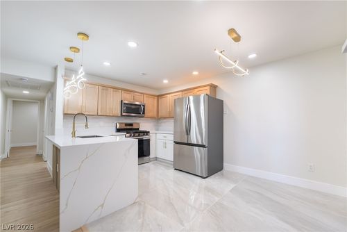 a-5064 Spencer St, Las Vegas, NV, 89119-2170 | Card Image