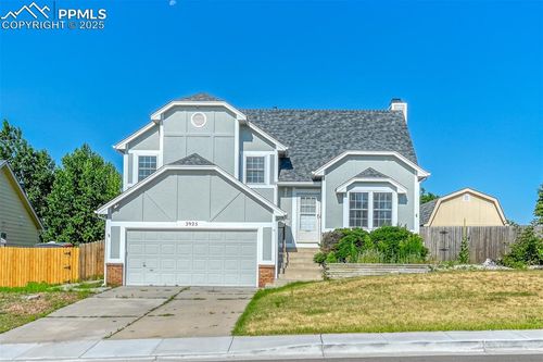 3925 Zurich Dr, Colorado Springs, CO, 80920-7520 | Card Image