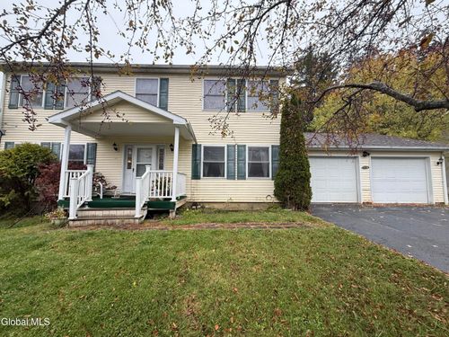 12 Pine Ave, Johnstown, NY, 12095-1111 | Card Image