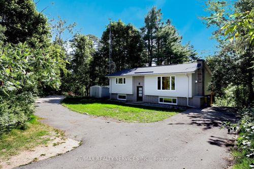 8570 Highway 12, Oro Medonte, ON, L3V0K1 | Card Image