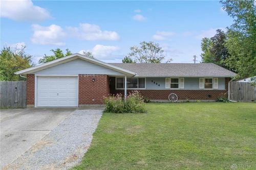 6444 Hemingway Rd, Huber Heights, OH, 45424-3414 | Card Image