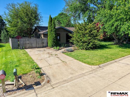1516 Kennedy Drive, York, NE, 68467 | Card Image