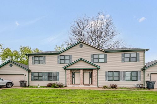 1927-1925 Beulah Avenue, East Troy, WI, 53120 | Card Image