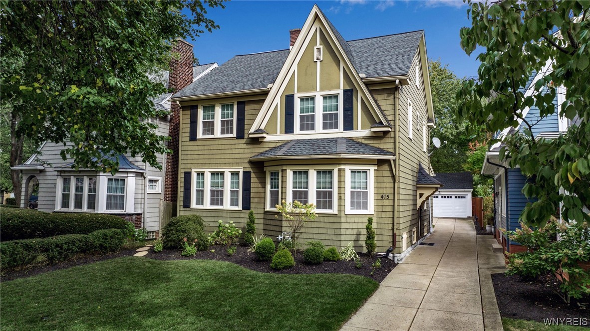 Voorhees Ave, Buffalo, NY 14216