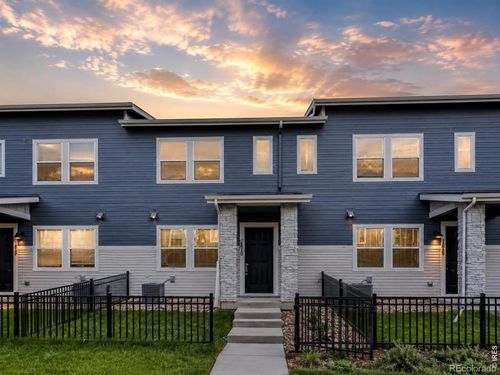 2835 Bear Springs Cir, Longmont, CO, 80503-9081 | Card Image