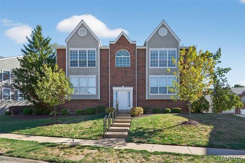 unit-b-1315 Holgate Dr, Ballwin, MO, 63021-7675 | Card Image