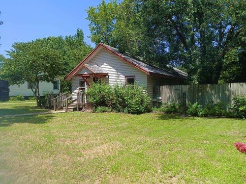 320 W Ellis Ave, Potwin, KS, 67123 | Card Image
