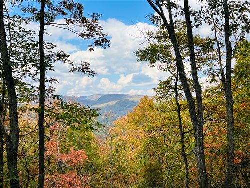 401 Windy Gap Rd, Franklin, NC, 28734-7400 | Card Image