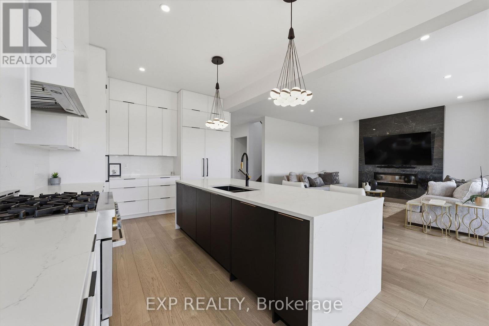 Residential in Middlesex Centre (Kilworth) 4