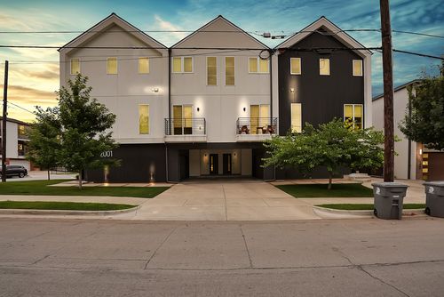 106-2001 N Prairie Ave, Dallas, TX, 75204-7204 | Card Image
