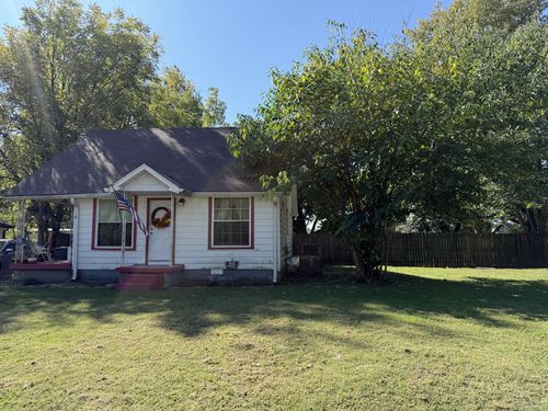 302 Church St, Portland, TN, 37148-1332 | Card Image