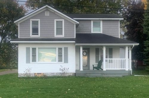 12310 New Holland St, Holland, MI, 49424-9223 | Card Image