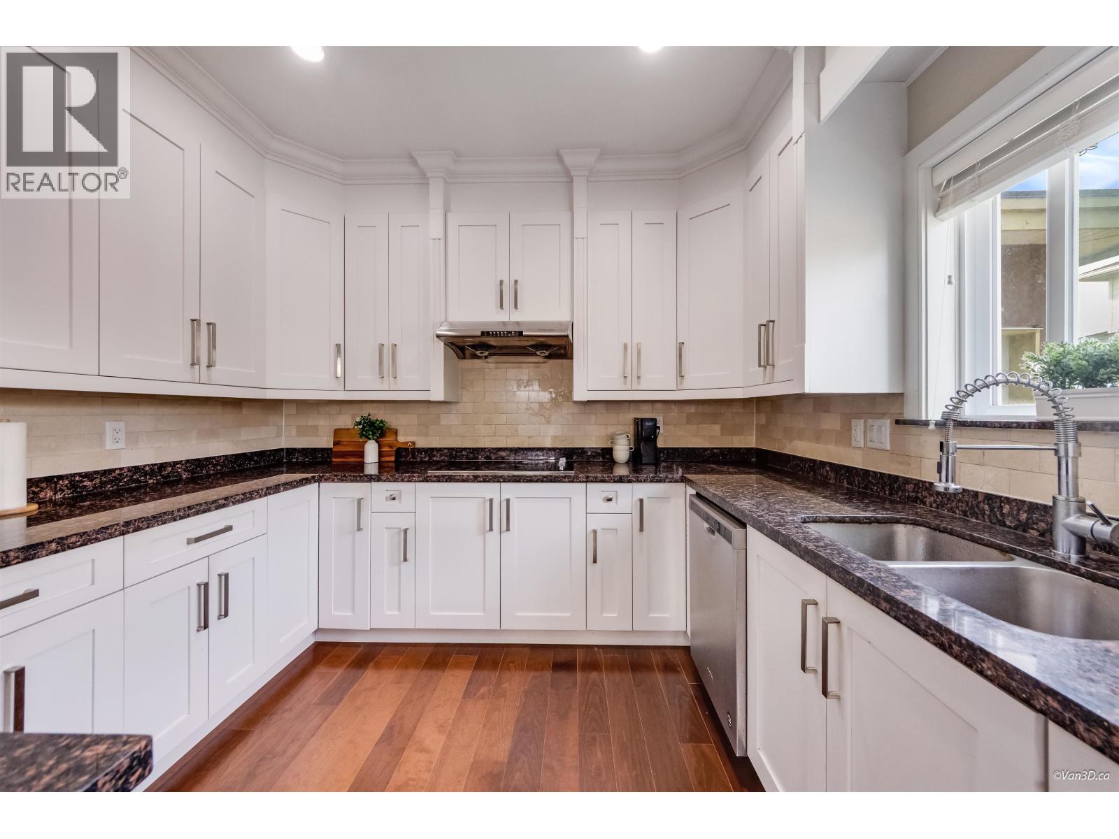 Residential in Burnaby 5